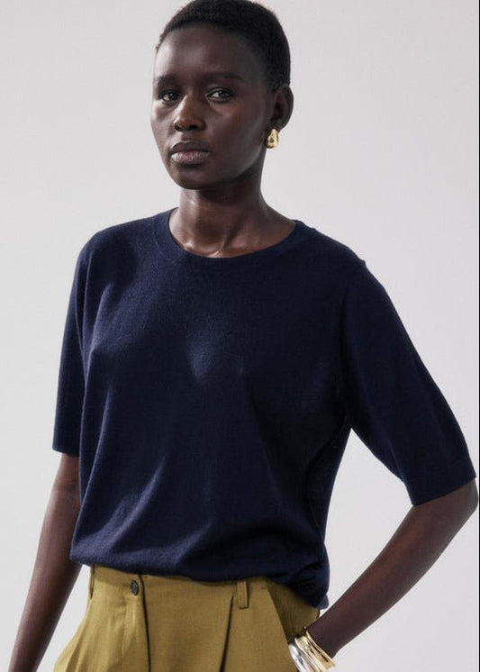 Matija Sweater in Navy from HARTFORD at Edito boutique