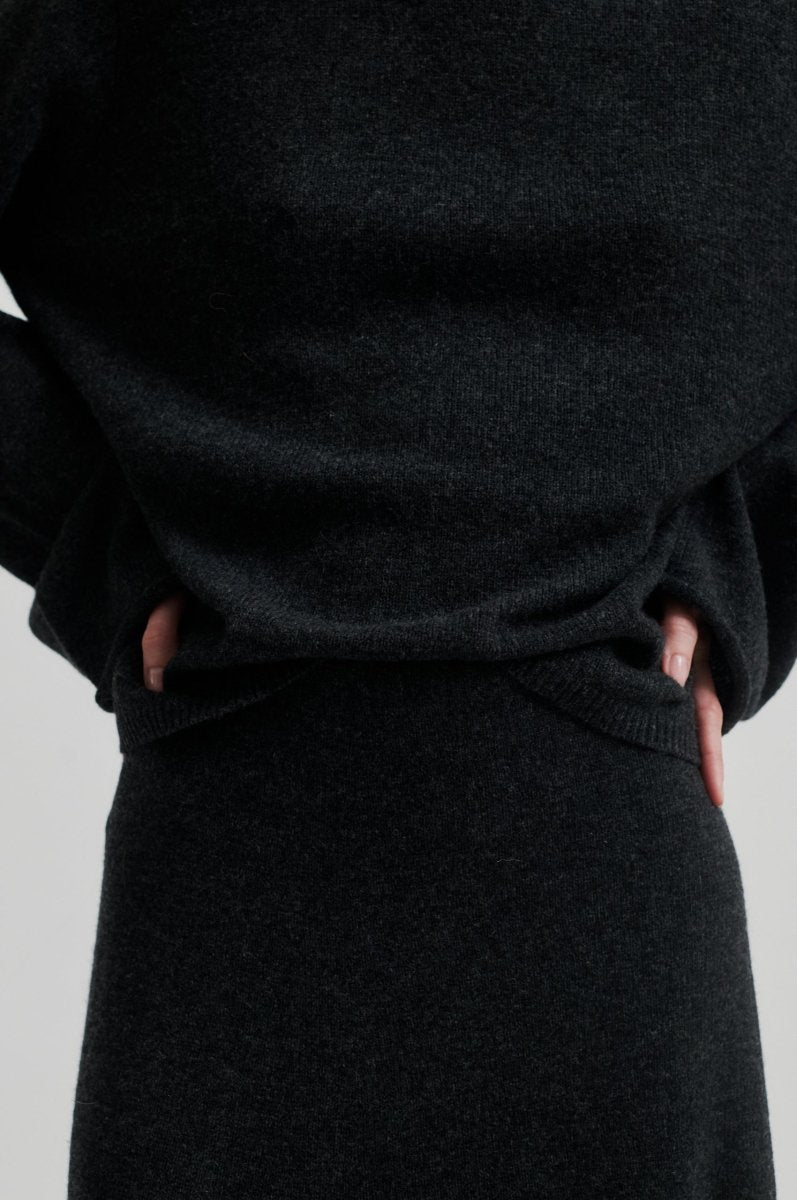 Neva Knit Skirt in Dark Grey from SECOND FEMALE at Edito boutique