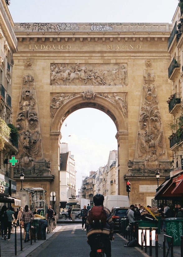 Paris Travel Guide from A WEEK ABROAD at Edito boutique