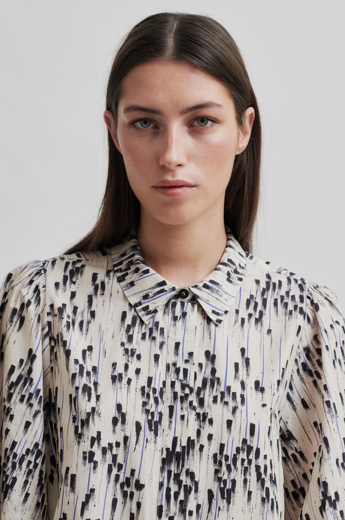 Raina Tunic Dress in Silver Birch from SECOND FEMALE at Edito boutique