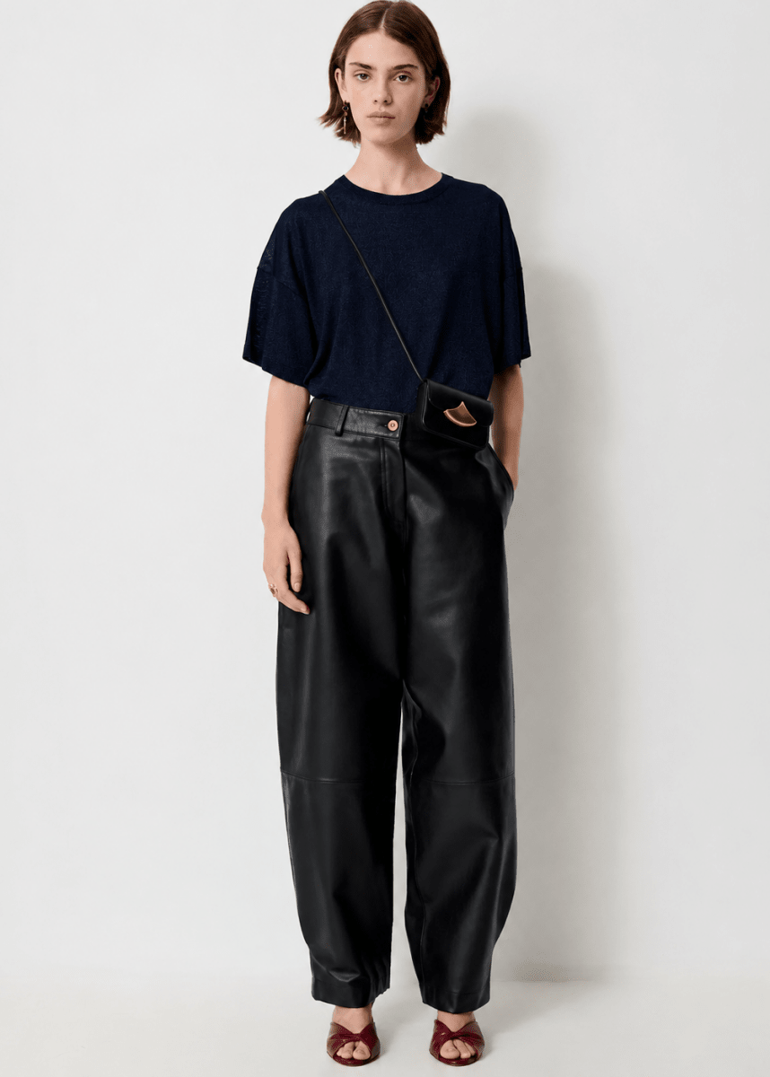 Ronn T-shirt in Navy from SESSUN at Edito Boutique