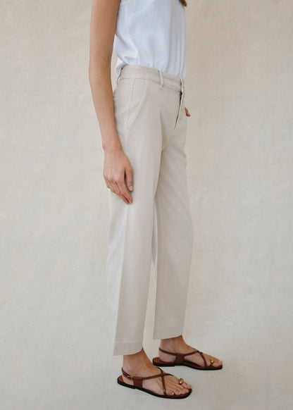 Saige Wide Leg Crop in Ivory from BELLA DAHL at Edito boutique