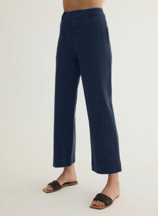 Saige Wide Leg Crop Pant in Navy from BELLA DAHL at Edito boutique