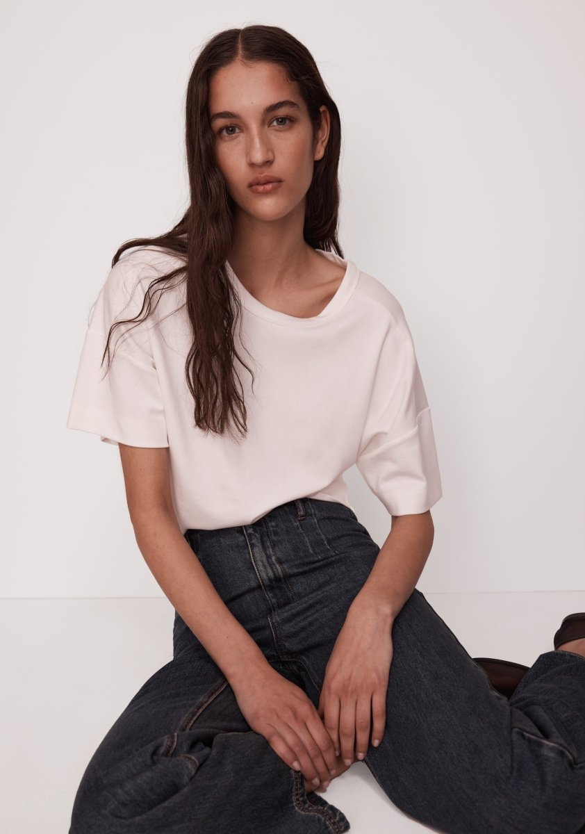 Sculpt Tee from MORRISON at Edito boutique