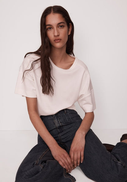 Sculpt Tee from MORRISON at Edito boutique