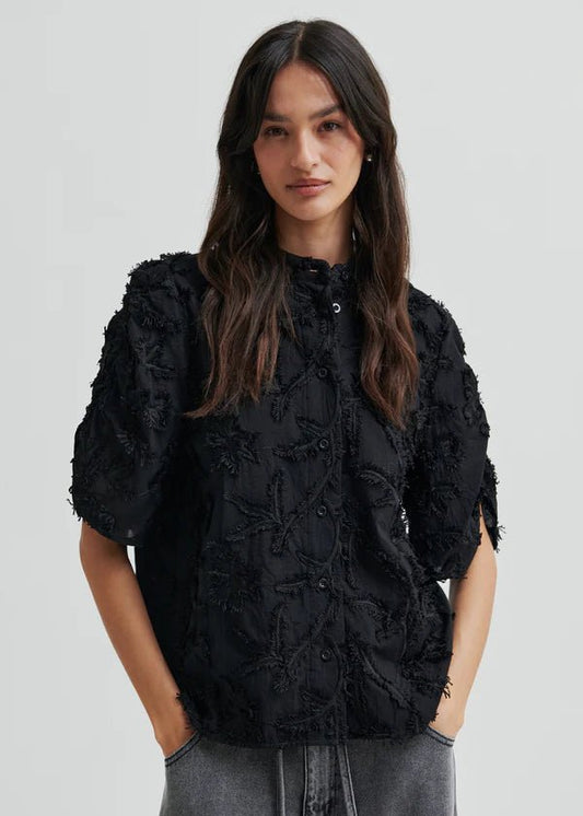 Seena Shirt in Black from SECOND FEMALE at Edito boutique