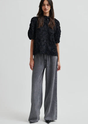 Seena Shirt in Black from SECOND FEMALE at Edito boutique