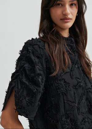 Seena Shirt in Black from SECOND FEMALE at Edito boutique