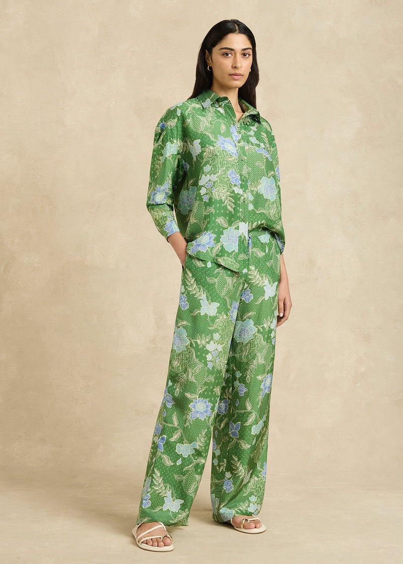 Stevie Shirt in Jungle Green from HANNAH ARTWEAR at Edito boutique