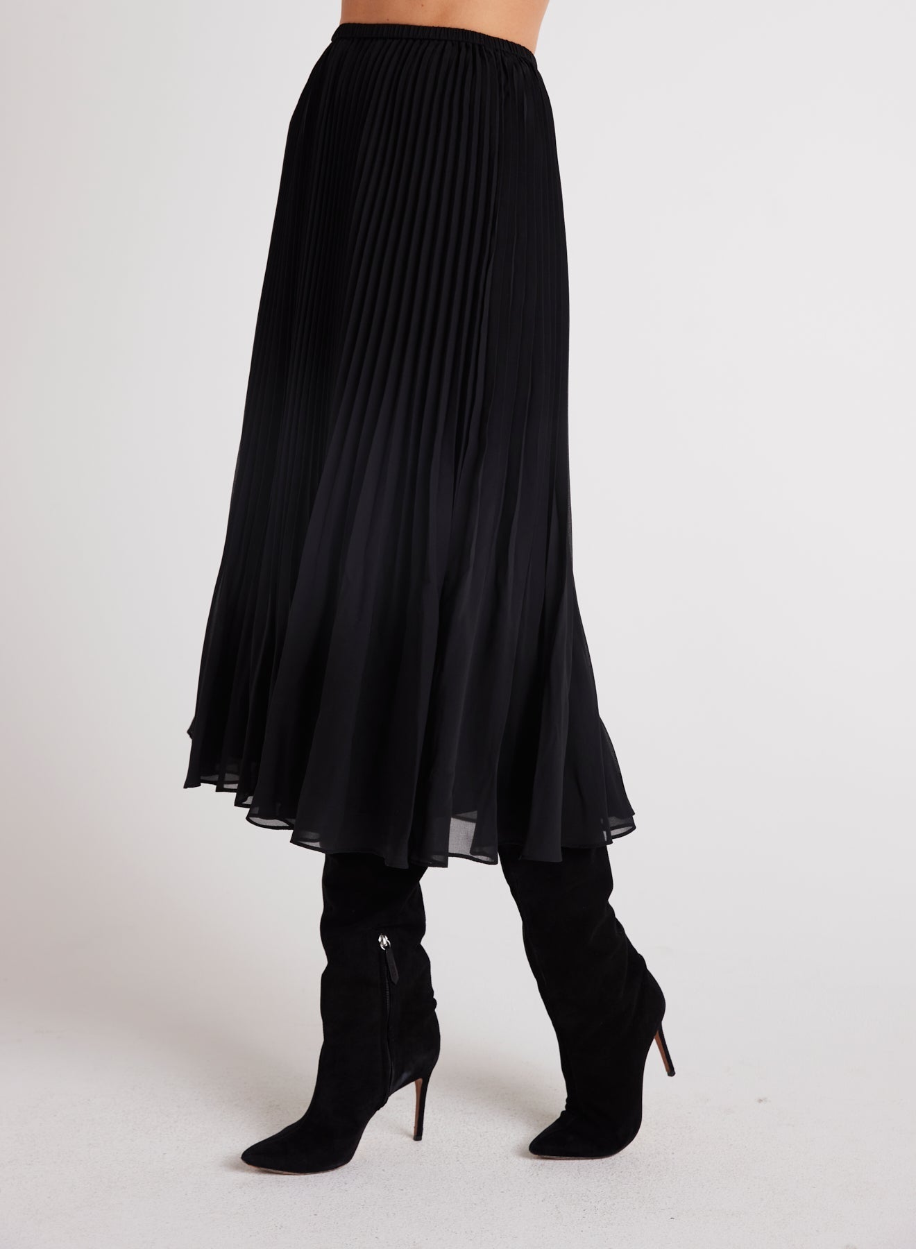 Sunburst Pleated Midi Skirt in Black from Bella Dahl