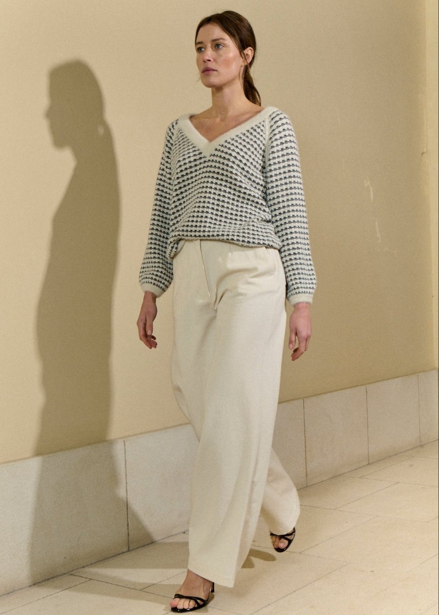 Textured Sweater in Ecru/Black from SITA MURT at Edito boutique