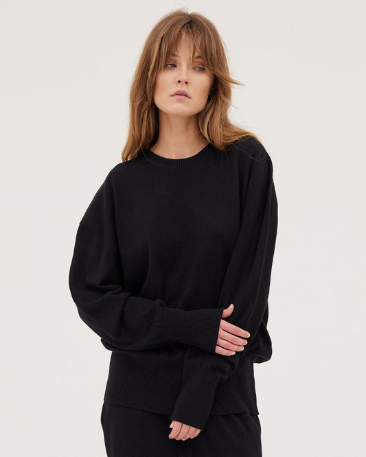 Travel Crew Sweater from CLOTH & CO at Edito boutique