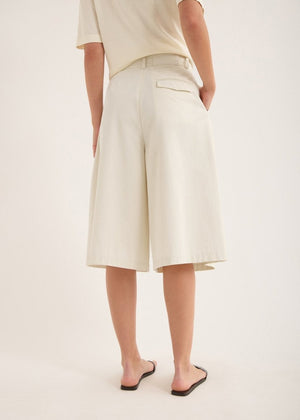 Verner Shorts in Ante White from JAC + JACK at Edito Boutique