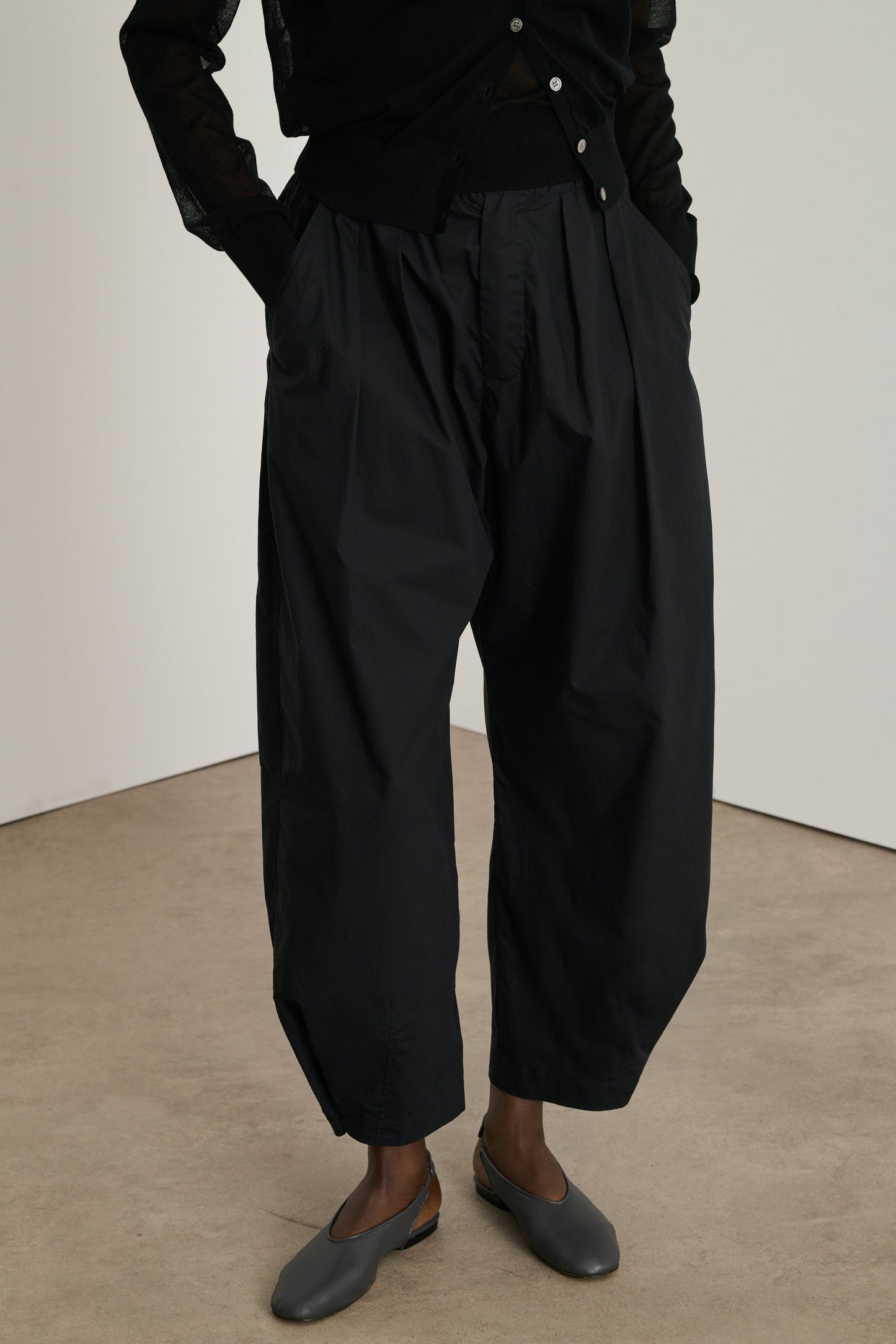 Vernon Trousers in Black from Soeur