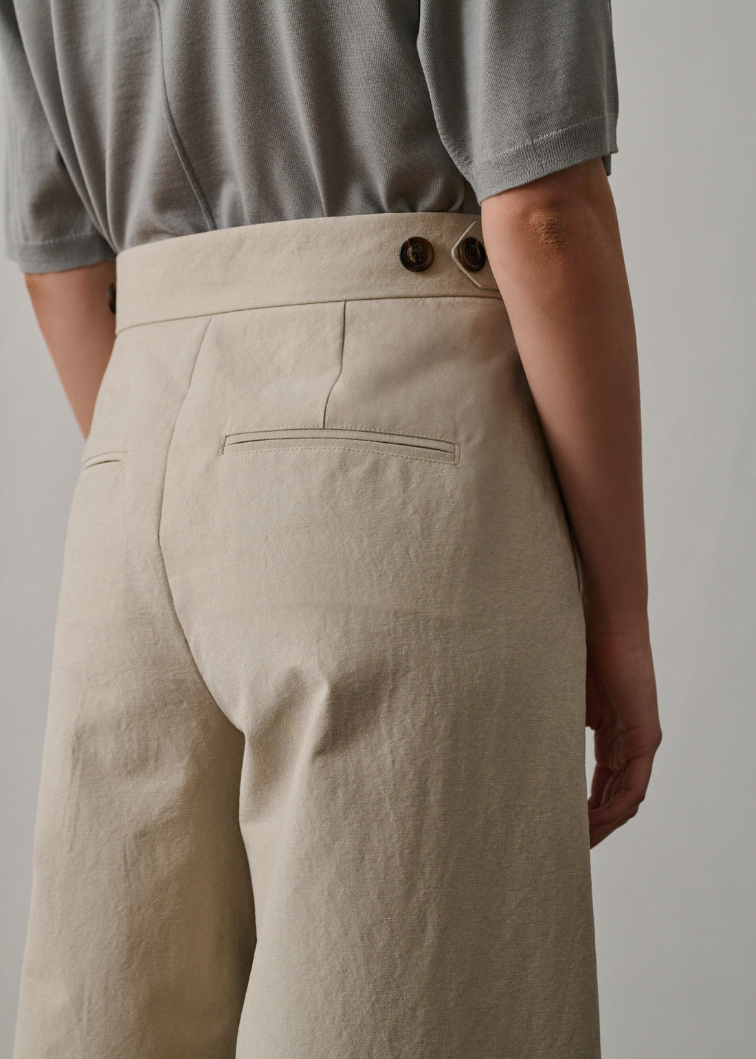 Wally Pant in Chalk from Soeur
